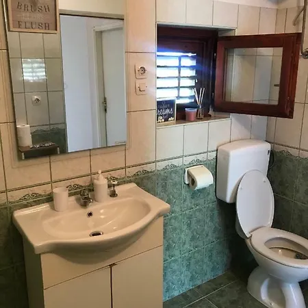 Apartman Denebola Kastela
